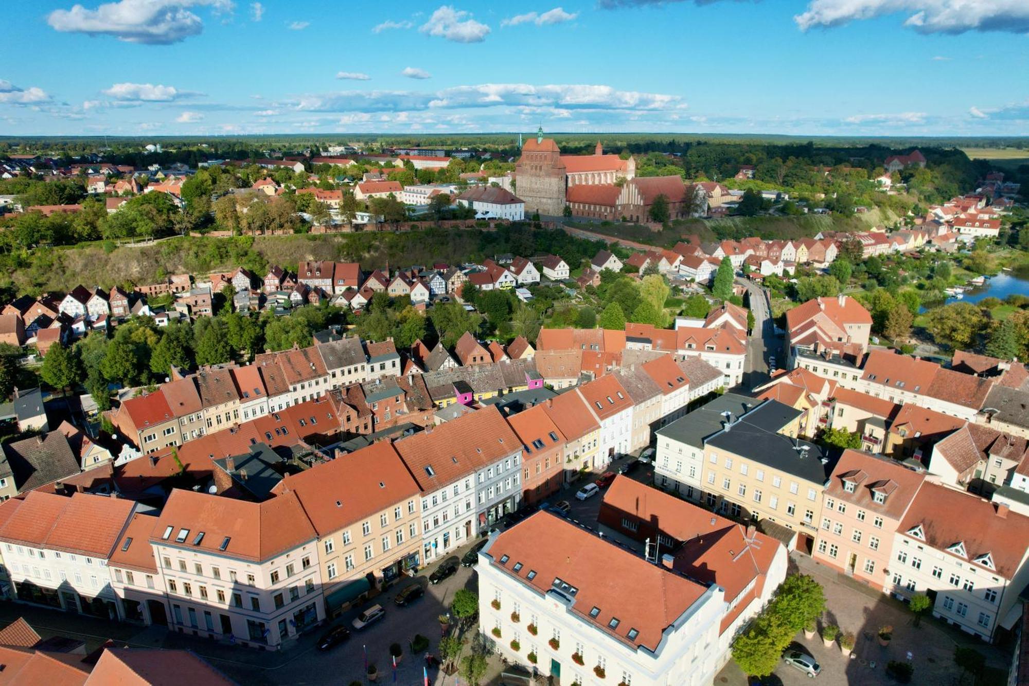 Das Bilderbuchcafe - Ferien - Apartment No 3 - Markt 7 Хафельберг Экстерьер фото