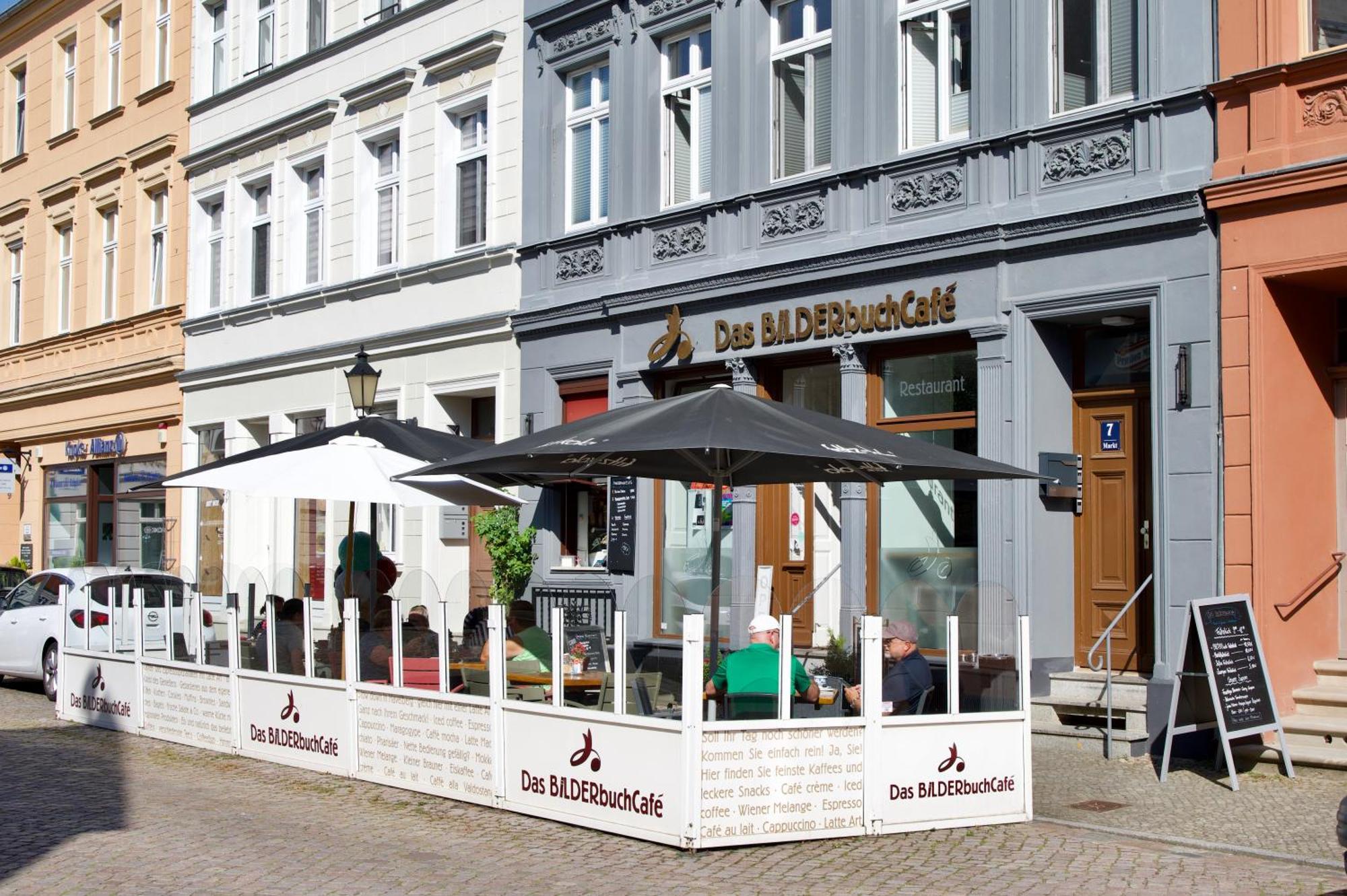 Das Bilderbuchcafe - Ferien - Apartment No 3 - Markt 7 Хафельберг Экстерьер фото
